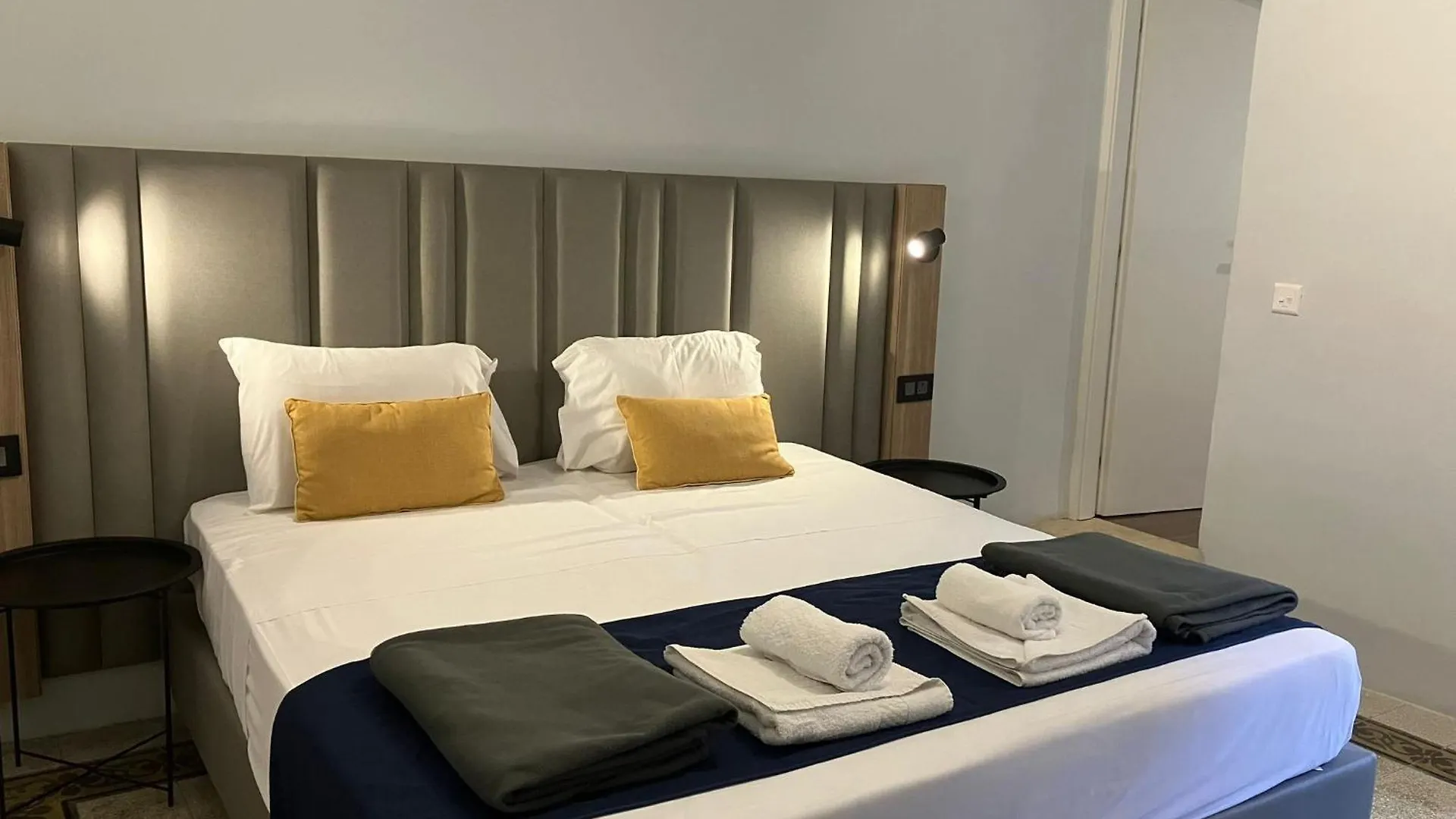 מלון ואלטה Mulberry Suites